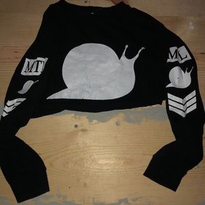cropped snails merch